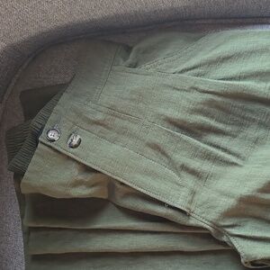 Express Pleated Wide Legged